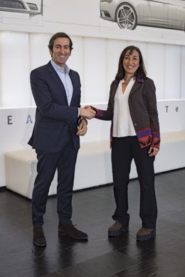 Alejandro Mesonero-Romanos (Seat) i Isabel Roig (BCD)