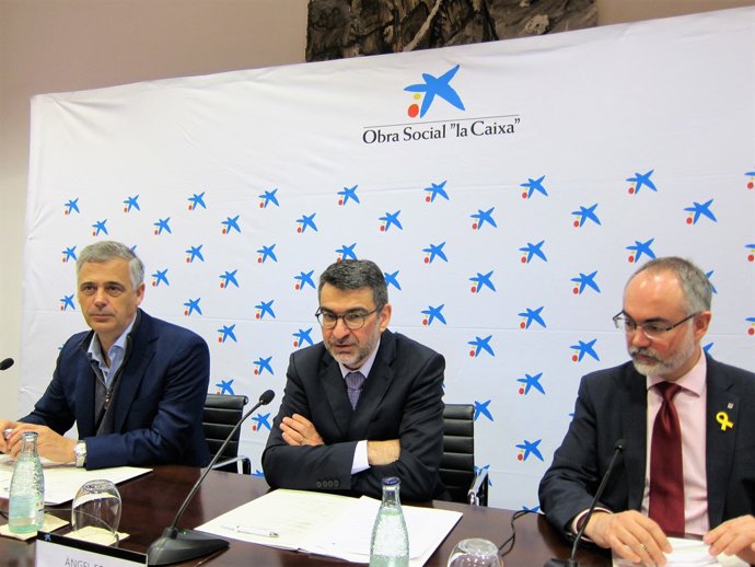 Luis Serrano (CRG), Àngel Font (Fund.la Caixa) Arcadi Navarro (Generalitat)