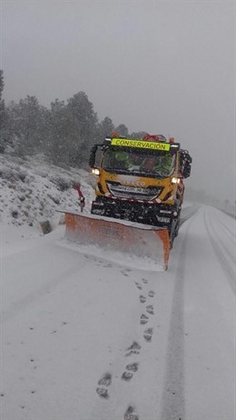 Imagen de archivo de una máquina quitanieve