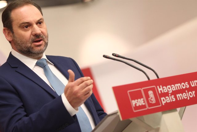 Rueda de prensa del secretario de Organización del PSOE, José Luis Ábalos