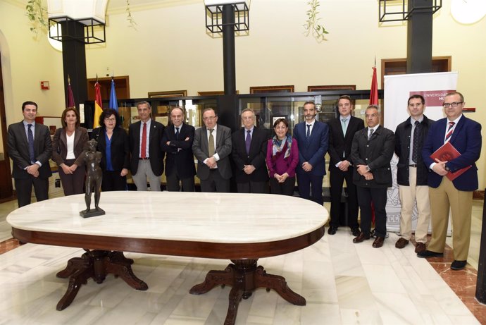 Firma del convenio del Grupo Fuertes y la Universidad de Murcia