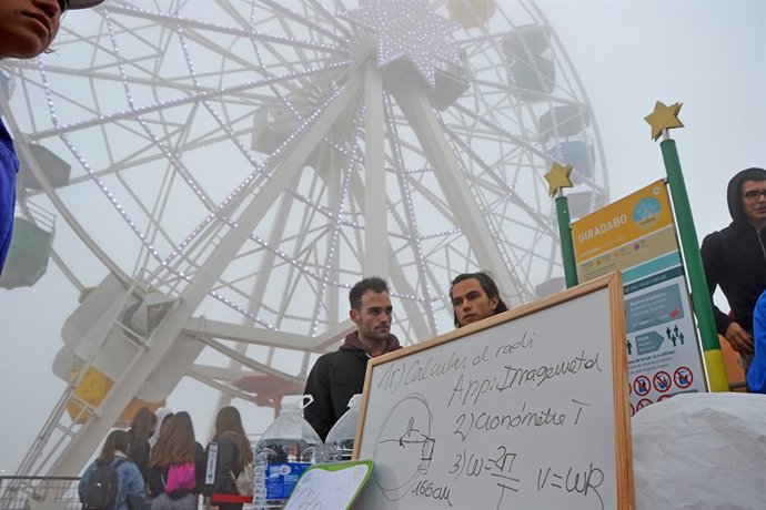 Activitats científiques al parc d'atraccions Tibidabo