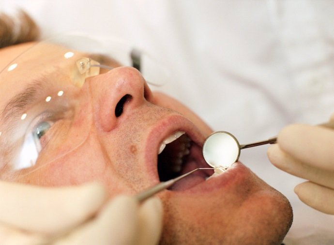 Enfermedad periodontal, dentista