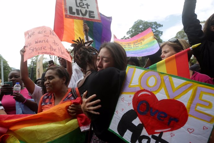 Celebraciones en Trinidad y Tobago por un fallo sobre matrimonio gay
