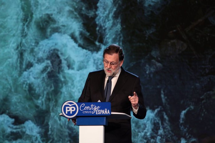 Mariano Rajoy en la convención del PP en Sevilla el 8 de abril de 2018