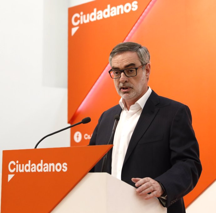 Rueda de prensa del secretario general de Cs, José Manuel Villegas