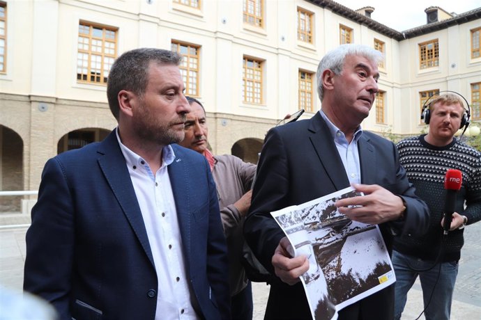 Soro y Gustavo Alcalde explican la situación de Monrepós y el paso alternativo.