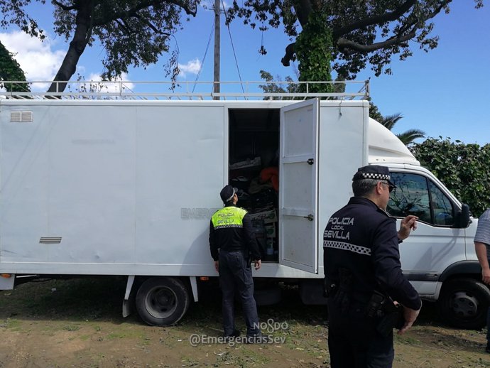 Camión interceptado en Sevilla con alimentos sin pasar controles