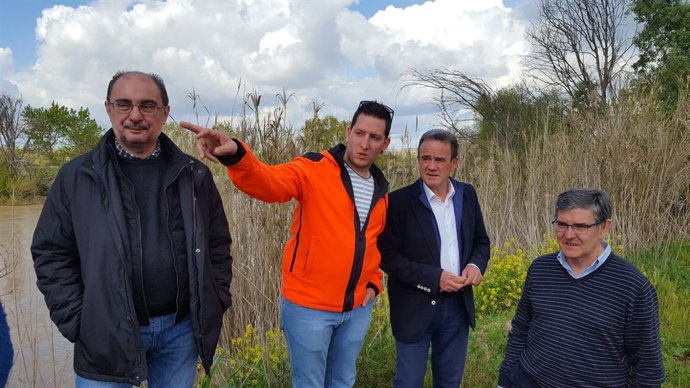 Lambán y Sánchez Quero visitan Quinto.