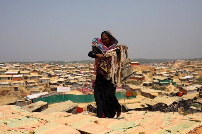 Una mujer rohingya en el campo de refugiados de Cox's Bazar.