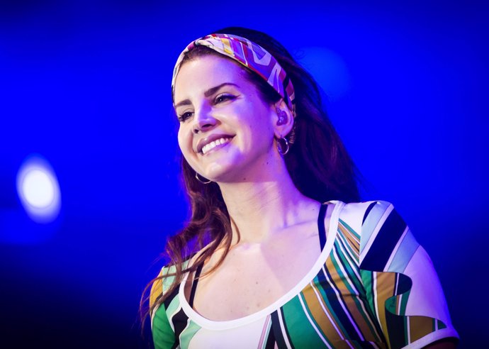 Lana Del Rey performs during BBC Radio 1's Big Weekend at Burton Constable Hall,