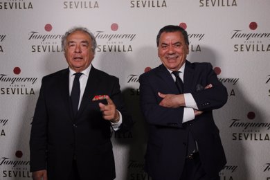 Los Del Río descubren el color especial de Sevilla junto con Tanqueray; ¿Sabes cuál es?