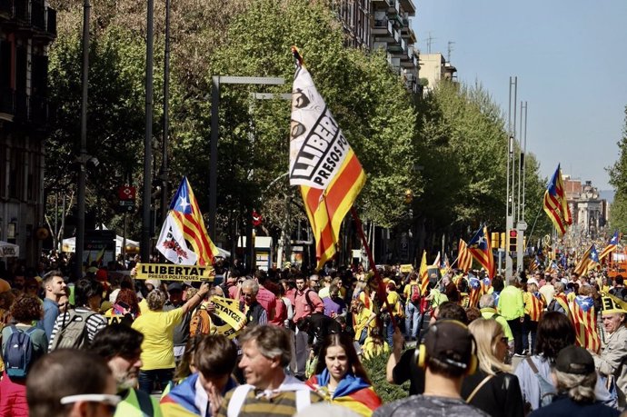 Manifestación por la libertad de los presos soberanistas, en Barcelona
