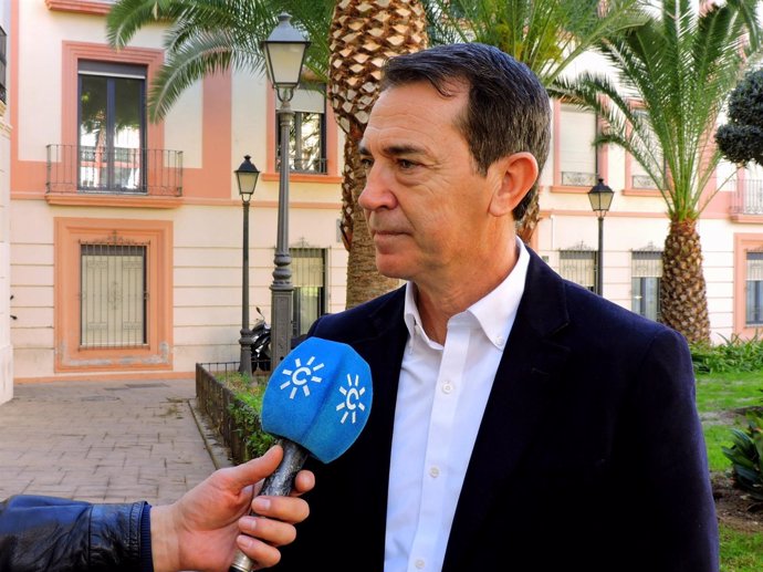 El portavoz del PSOE en el Ayuntamiento de Almería, Juan Carlos Pérez Navas