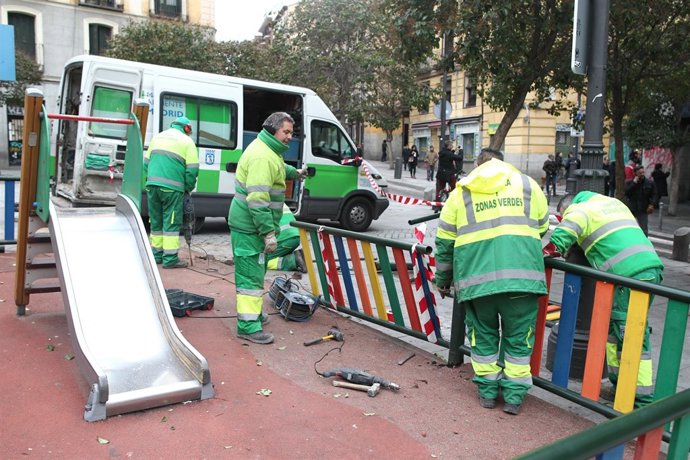 Desperfectos en el barrio de Lavapiés (Madrid) tras los disturbios