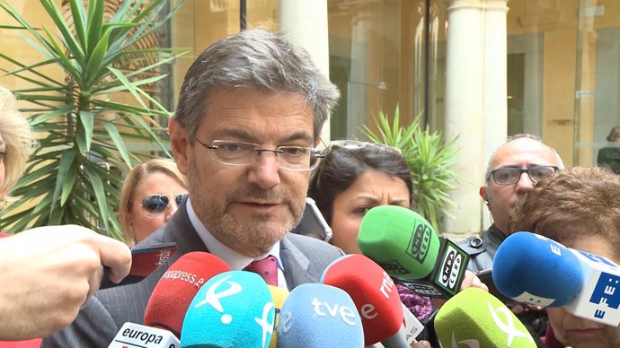 Catalá acude en un encuentro en el Tribunal Superior de Justicia de Extremadura