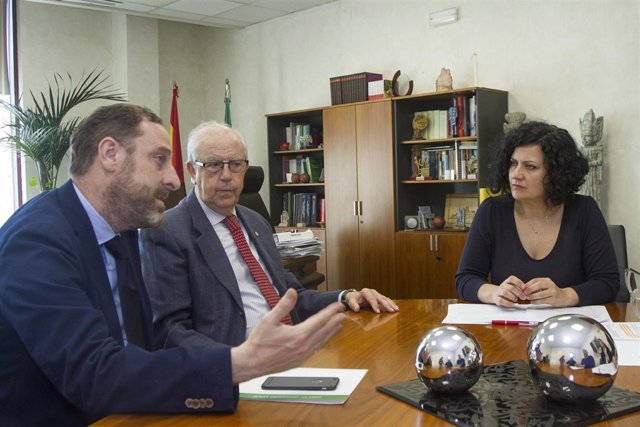 Reunión sobre pacientes con cáncer