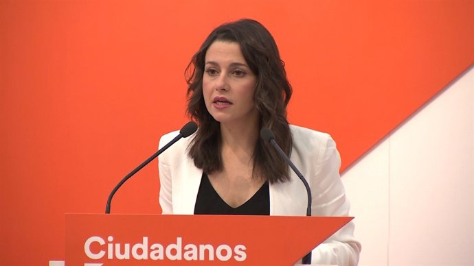  Inés Arrimadas en roda de premsa 