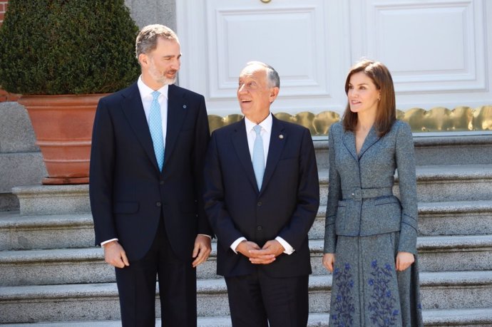 Los Reyes, con el presidente de Portugal, Marcelo Rebelo de Sousa