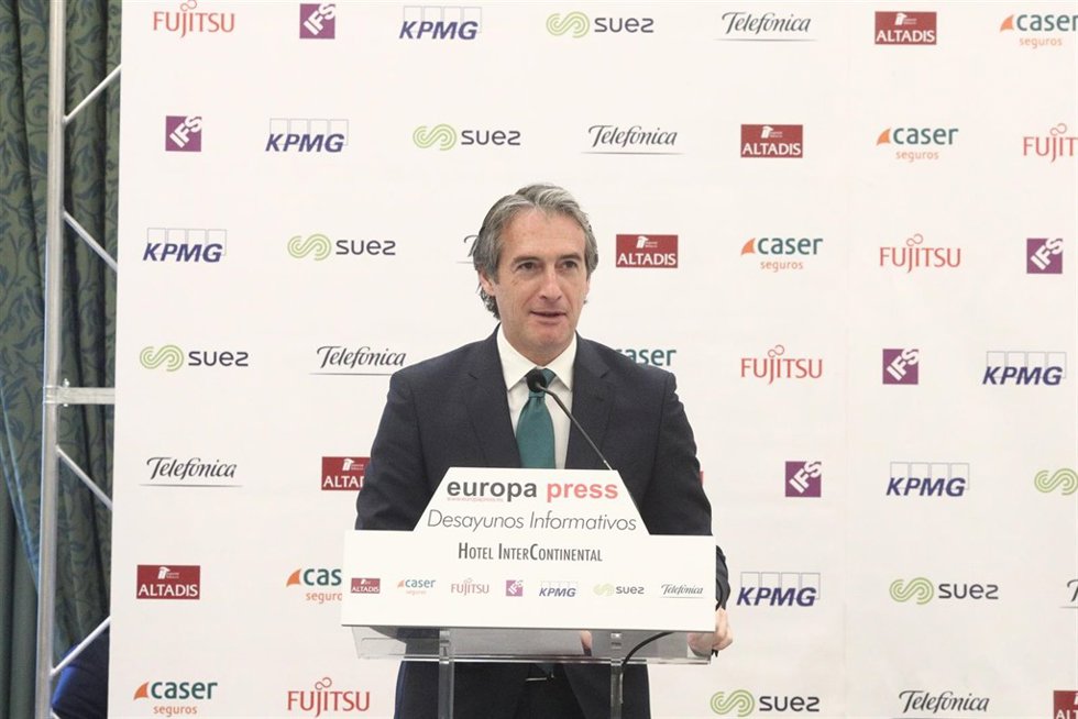 Íñigo de la Serna participa en los Desayunos Informativos de Europa Press