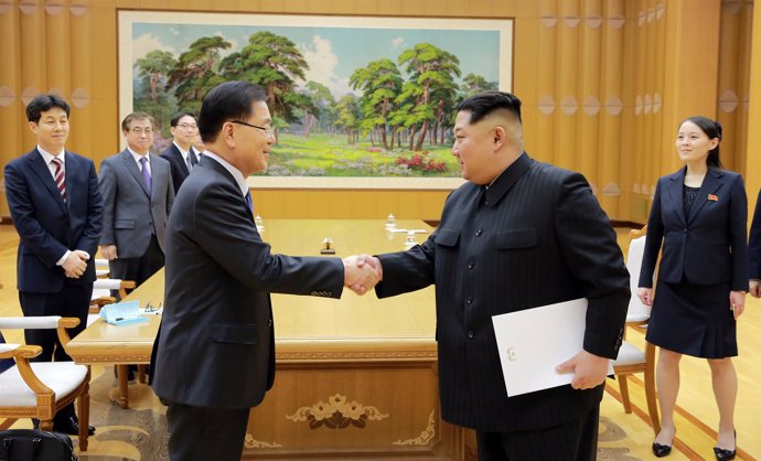 El líder norcoreano, Kim Jong Un, y Chung Eui Yong