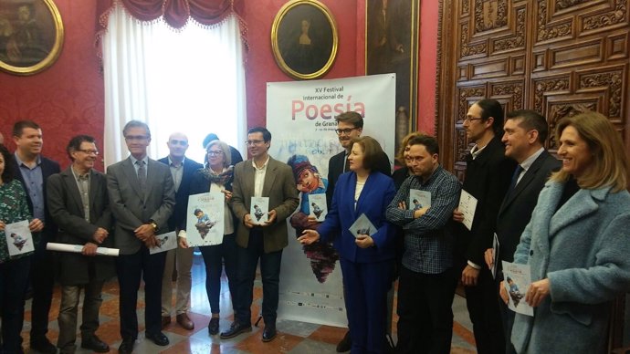 Presentación de la quince edición del Festival Internacional de Poesía