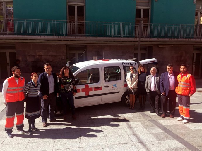 Nuevo vehículo de atención sociosanitaria en Zuera, financiado por 'la Caixa'