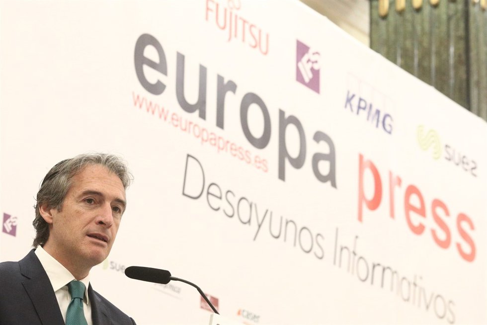 Íñigo de la Serna participa en los Desayunos Informativos de Europa Press