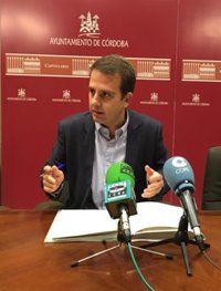 UCOR cree que es "una falta de respeto" crear "de la nada" una diplomatura en el currículum de la alcaldesa