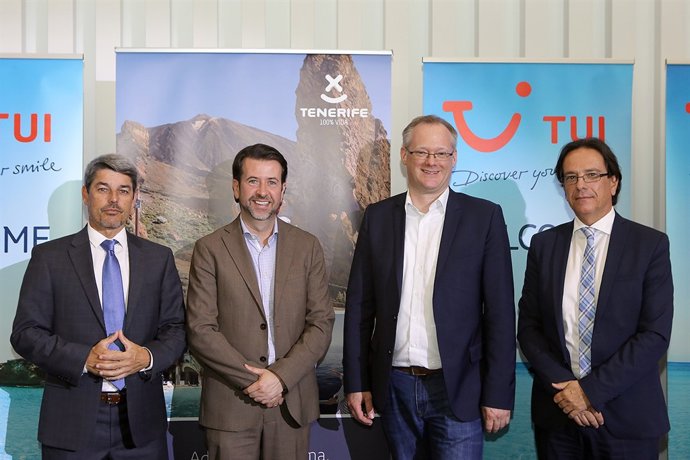 Nota De Prensa Y Fotografías: Turismo Promoción