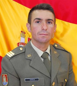 El sargento Julio García fue el primero en atender al herido
