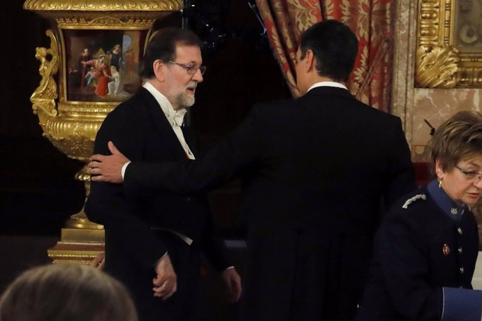 Rajoy y Pedro Sánchez en la cena en honor del presidente de Portugal