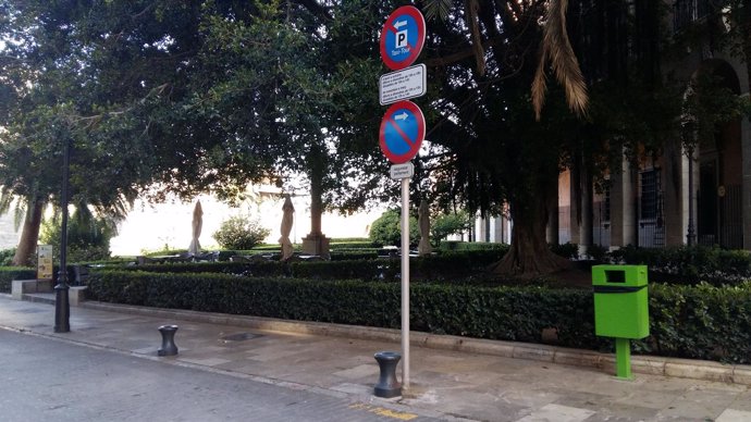 Reserva de aparcamiento para el servicio de Taxi-Tour cerca de la Catedral