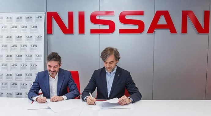Nissan se incorpora a la AED