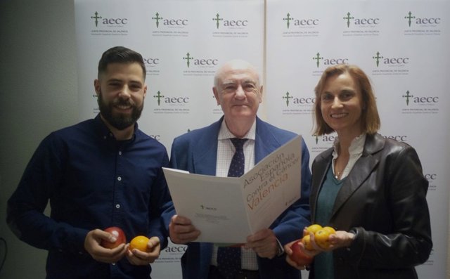 Tomas Trénor, Helena Alloza y Christian Mañas en la presentación de la campaña
