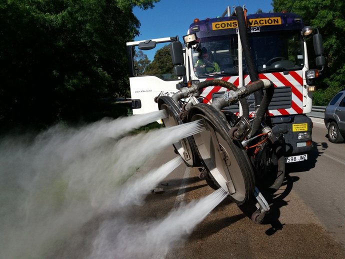 Obras en la carretera A-405 en Jimena y Castellar