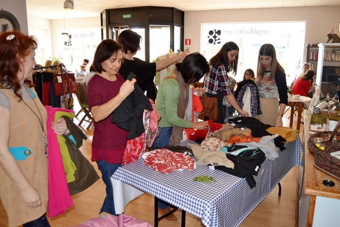 Fiesta swap party intercambio de rop aen la termica málaga 