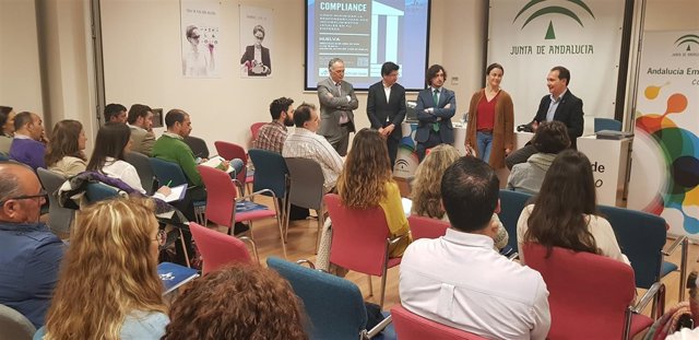 Jornada formativa en el CADE. 