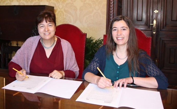 Susana Moll y Neus Truyol