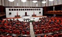 El Parlamento de Turquía aprueba prorrogar otros tres meses el estado de emergencia