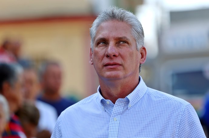 FILE PHOTO: Cuba's First Vice-President Miguel Diaz-Canel stands in line before 