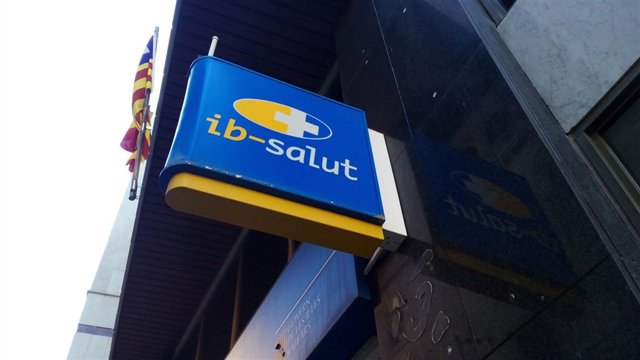 El IbSalut 'ultima' el procedimiento para que personas transexuales sean operadas para reasignar el sexo