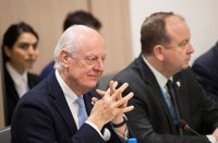 De Mistura inicia "consultas de alto nivel" para intentar "relanzar" las conversaciones de paz sobre Siria