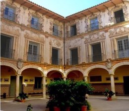 La Junta reconoce a 17 centros como Institutos Históricos Educación de Andalucía