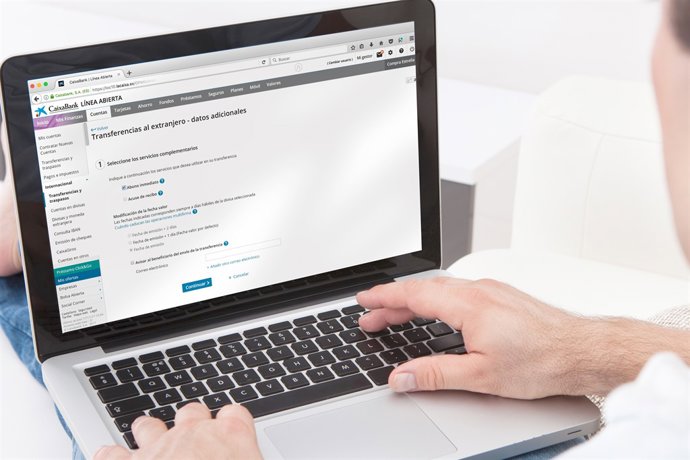 Imatge del servei de transferències instantànies de CaixaBank