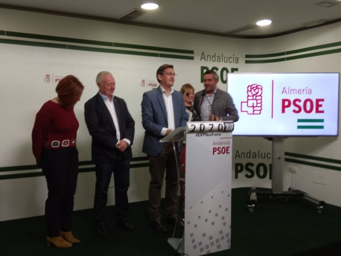 El secretario del PSOE de Almería y parlamentario, José Luis Sánchez Teruel