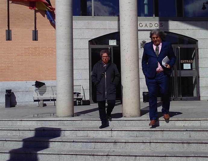 La edil Mónica Cerdá a la salida de los juzgados