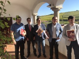 Firma convenio DOP Torta del Casar y Diputación de