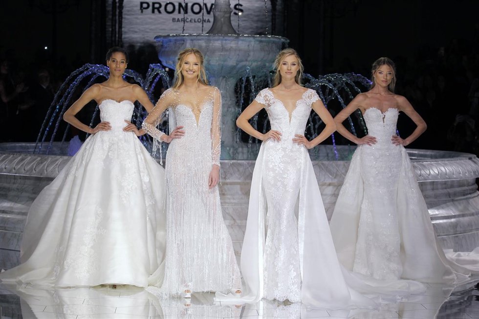 Desfile de Pronovias en la Barcelona Bridal Fashion Week 2017