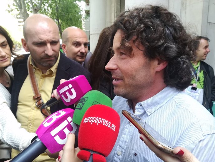 Jaume Garau atiende a los medios